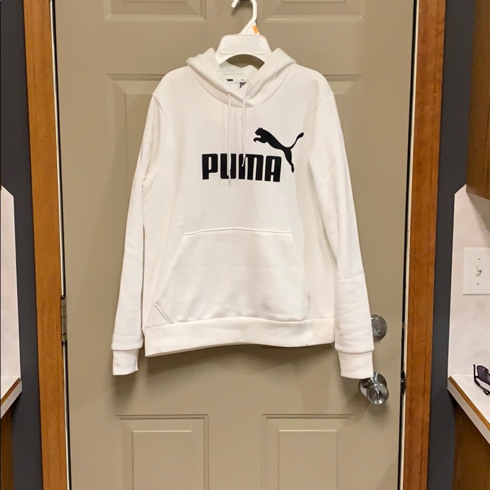 Puma hoodie NWT
